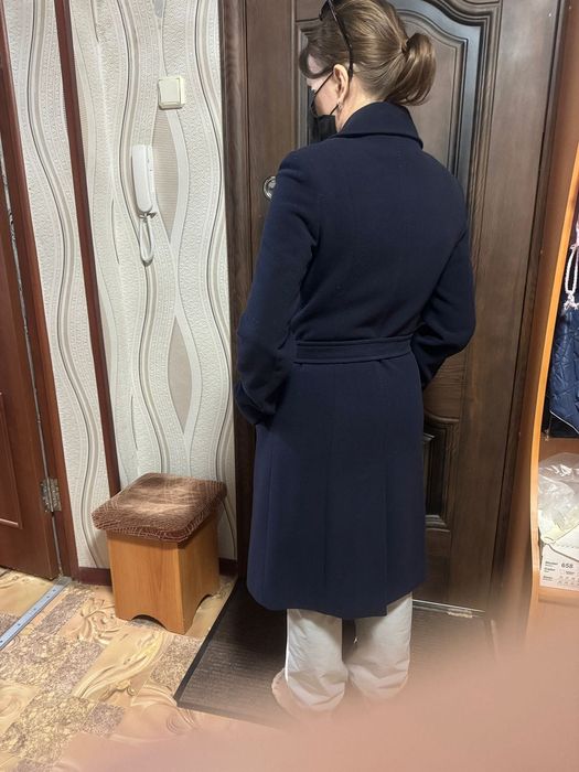 Продам пальто женское (кашемир]