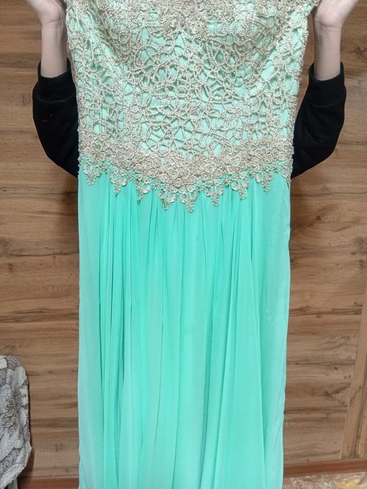 Продам вечернее платье