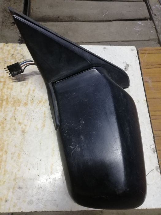 Зеркало на БМВ е30