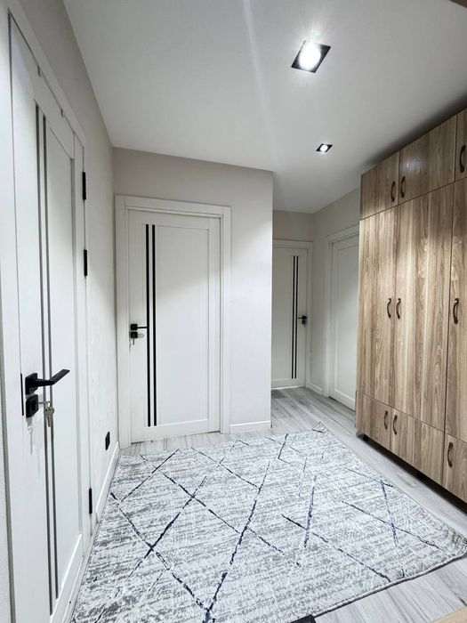 Чиланзар  5 квартал 3/3/4 болкон 2х6