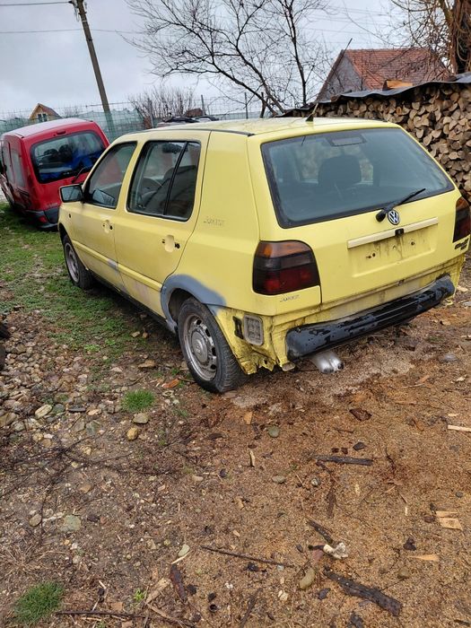 Vând golf 3 1.9tdi