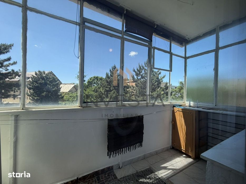 Apartament cu 2 camere decomandat, etaj intermediar,  Zorilor!