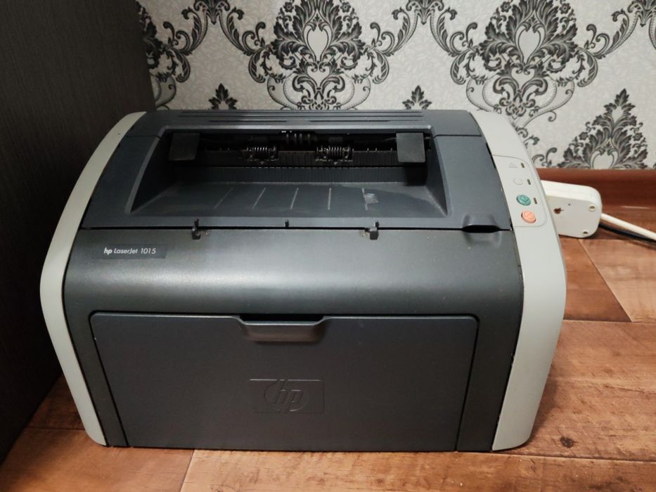 Принтер hp laserjet 1015