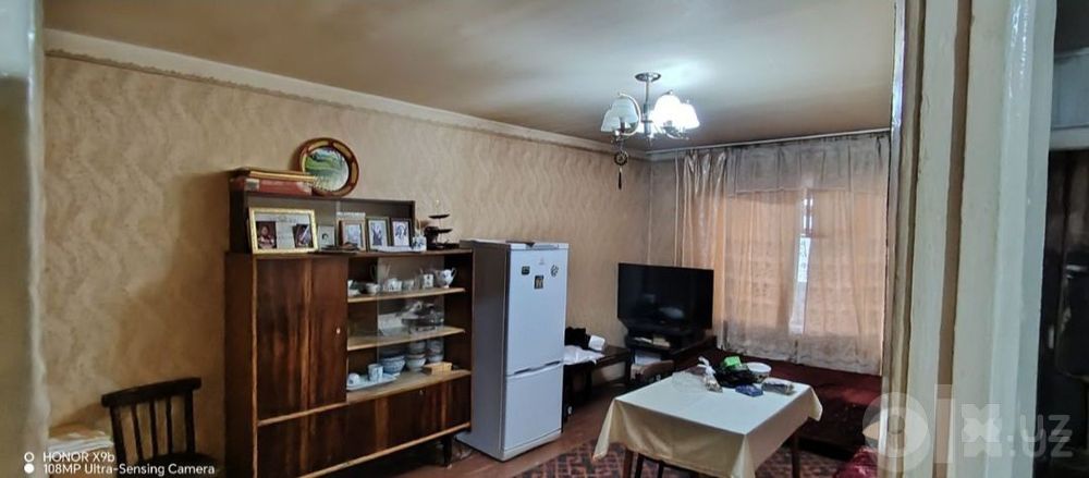 Квартира продаётся Чиланзар 23 квартал 3/1/5 балкон 2*6 ор. Паспортный