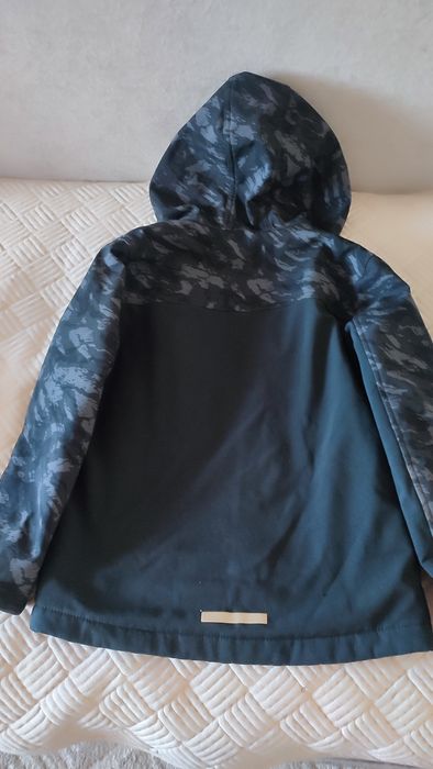 Куртка на мальчика демисезонная