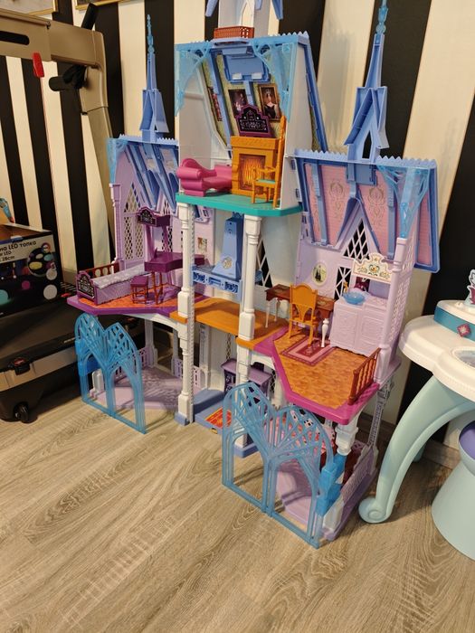 Castel Frozen 1.5 m inaltime