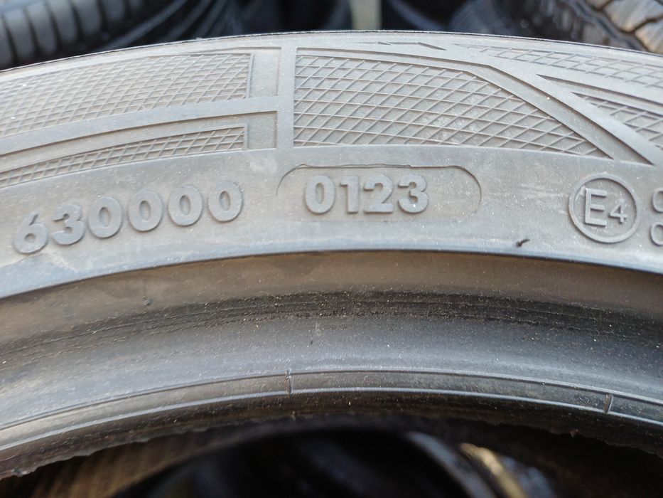 Гуми 215/45/17 Вредештайн