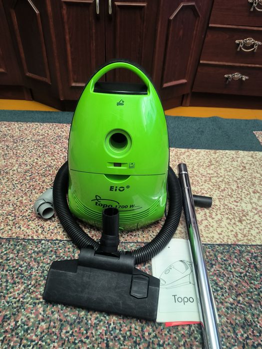 Пылесос  Topo .  Комплект.