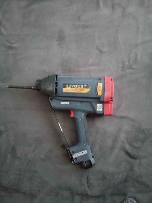 Пистолет газовый