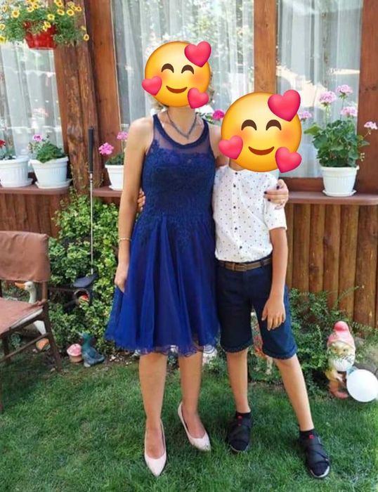 Официална къса рокля
