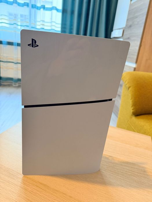 PlayStation 5 - 1TB- DISK EDITION + FC 2025