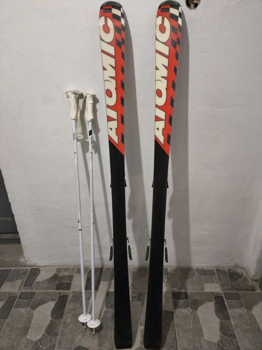 Schiuri Atomic 160 cu bețe