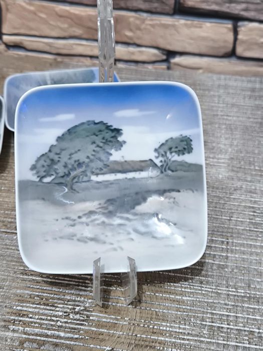 Малки чинии за стена