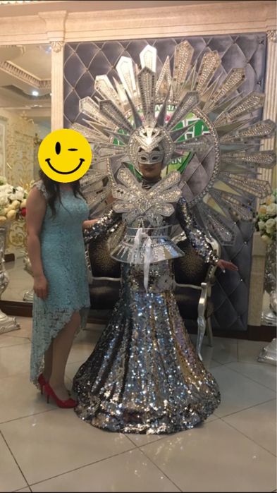 Бирюзовое платье