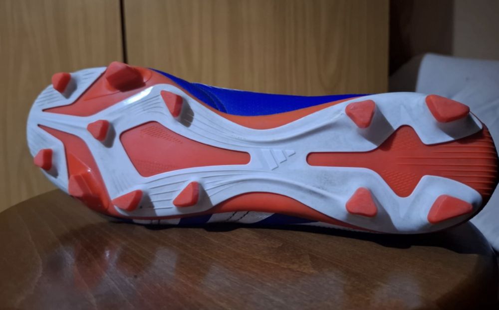 Ghete de fotbal Adidas Predator Club FxG, albastre, marime 42