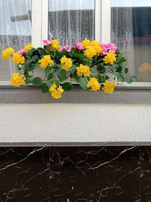 Декоративные растения искусственные цветы и деревья