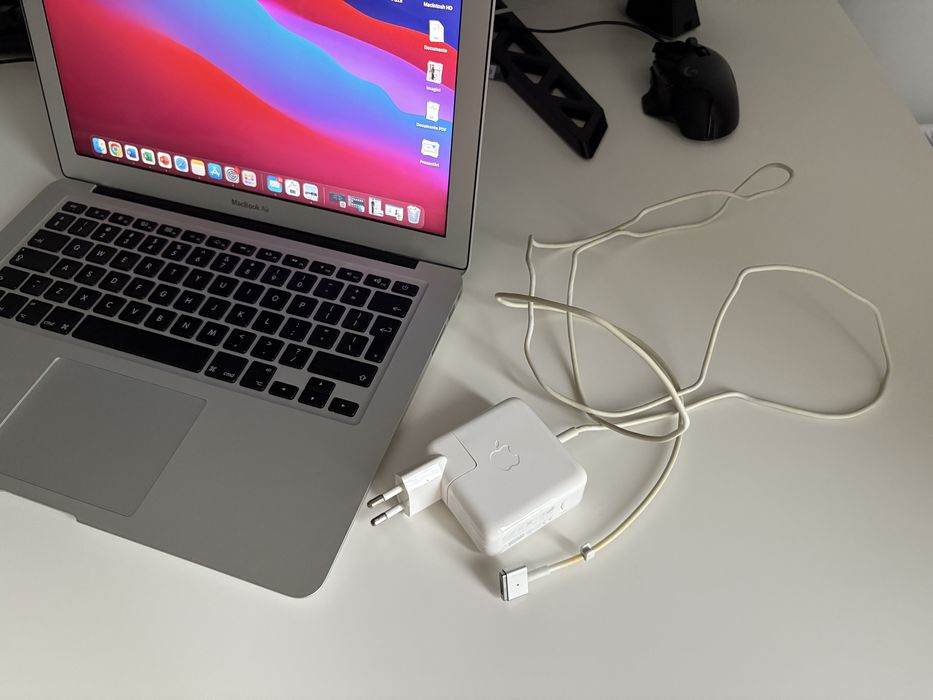 MacBook Air 13 2015 - A1466 – Intel Core i5, 8GB RAM, 128GB SSD