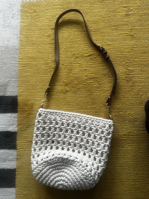 Geanta crossbody Parfois crosetata