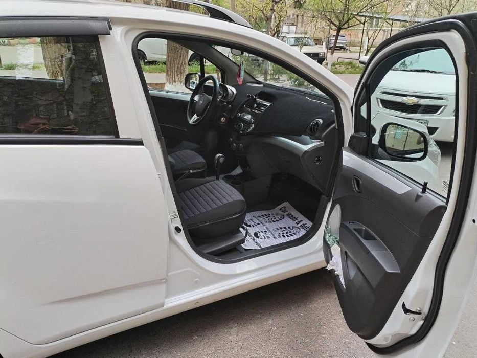 Продаю Автомобиль Spark