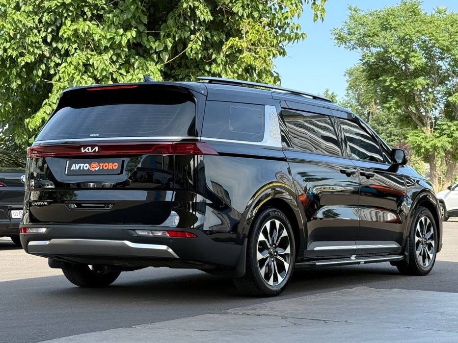 Продаётся Kia Carnival Prestige 3.5L Год 2022