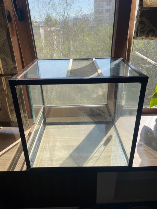 Террариум доя ящериц или змей