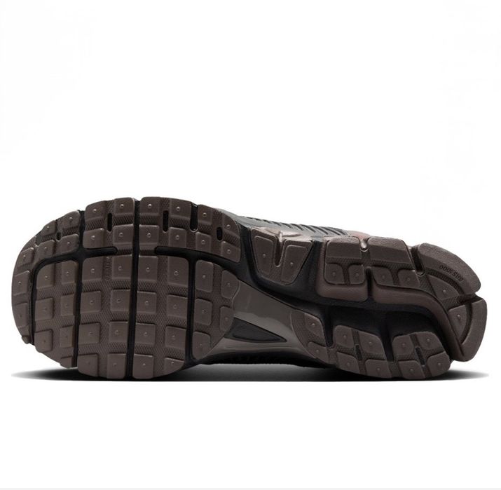 Nike Zoom Vomero 5