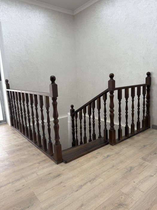 Лестницы из массива дерева