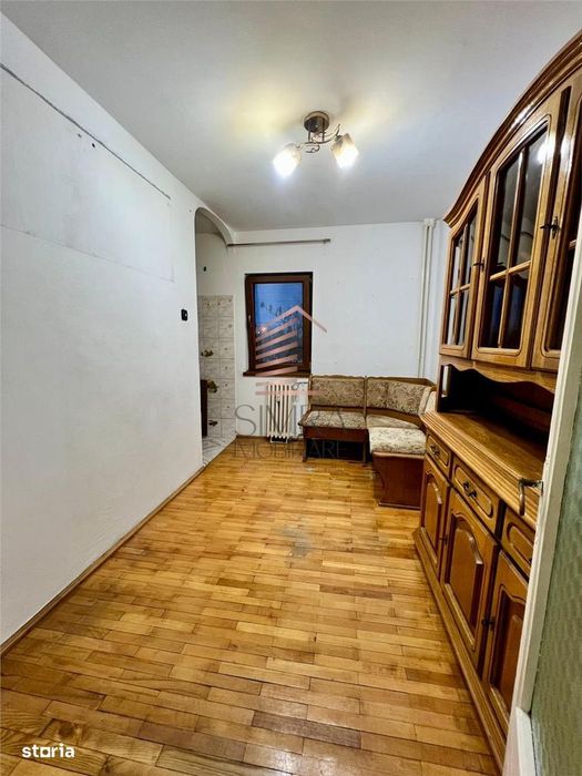 Apartament 3 camere de tip PC zona Nufarul
