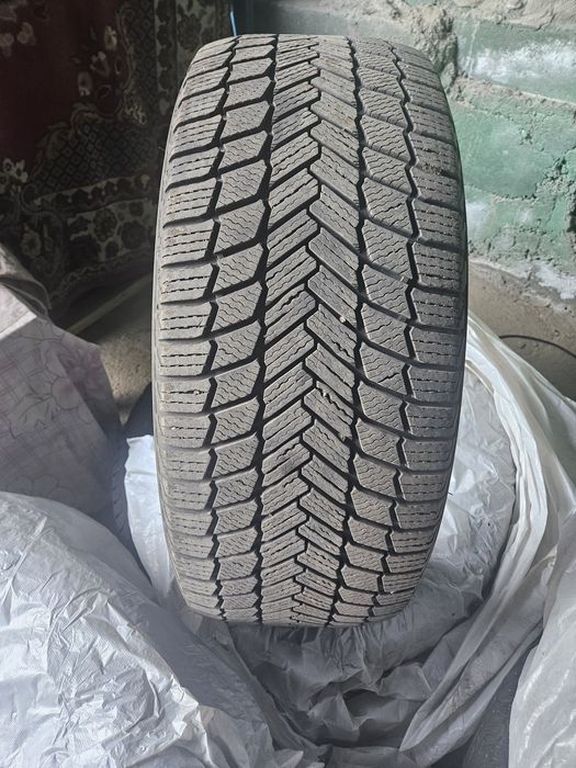 Продам зимние шины
