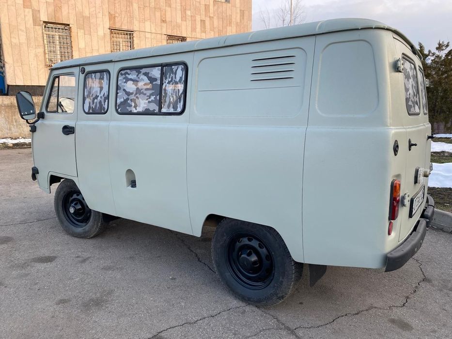 Продам УАЗ буханку
