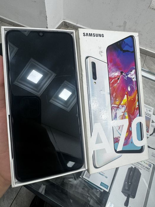 Samsung A70 (128g)