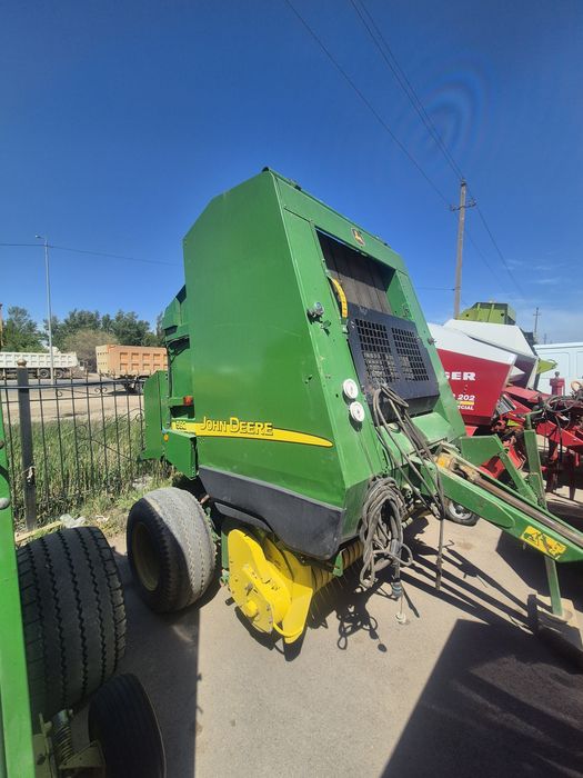 Пресс подборщик с Европы