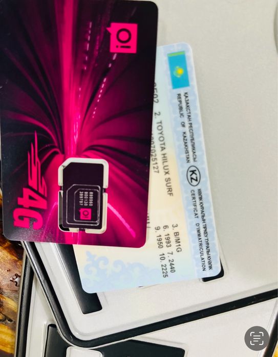 Toyota Hilux Surf 1993-black