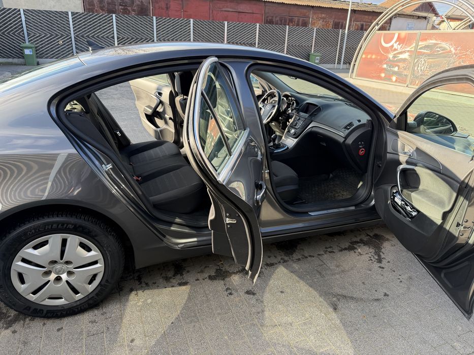 Opel Insignia 1.8 Edition