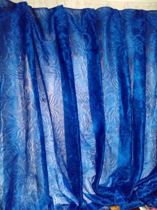 Draperii diverse mărimi și culori