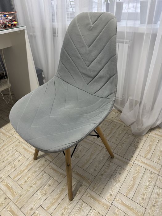 Продам стул вместе с чехлом