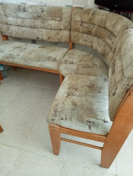 Диванчик мягкий  для кухни