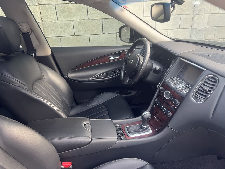 Infiniti QX50 3.7 V6