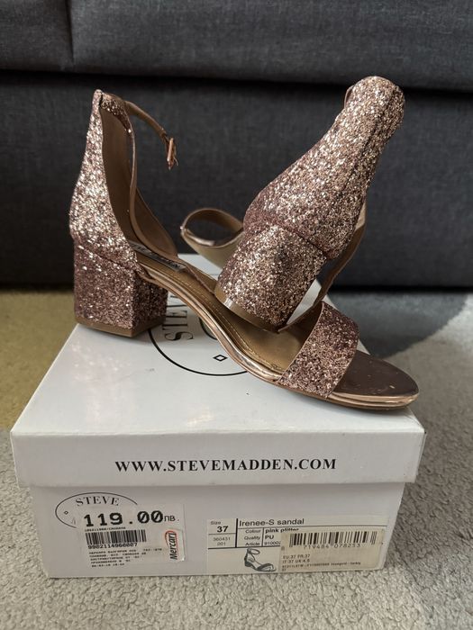 Различни дамски обувки на висок ток - 37 номер