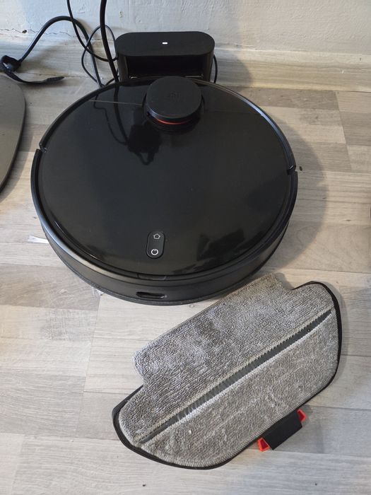 Робот пылесос с мокрой уборкой Mi Robot Mop P