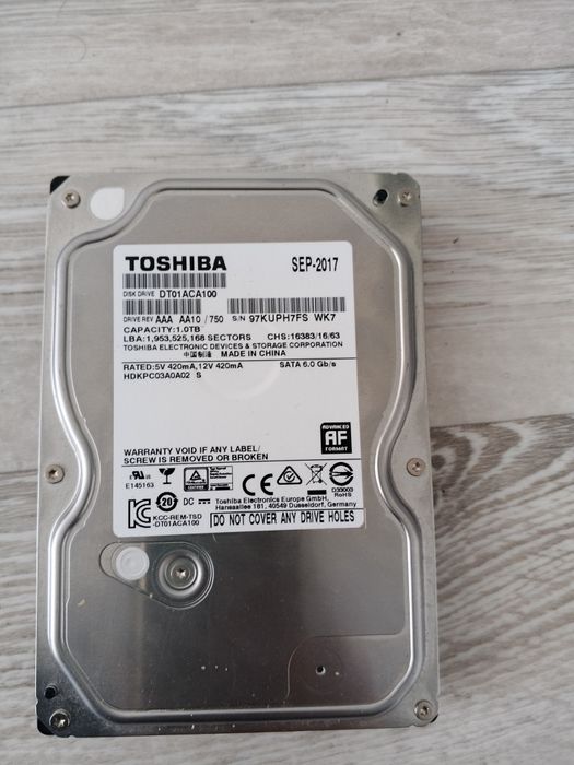 Срочно продам Hdd на 1тб