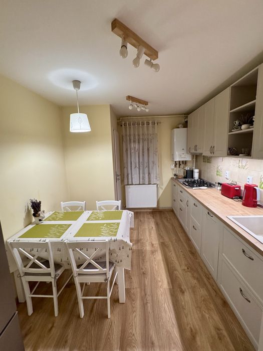 Inchiriez apartament pe durata Electric Castle/Untold/pe toata durata verii (1 iulie-30 septembrie) la Cluj pentru 6 sau max. 8 persoane