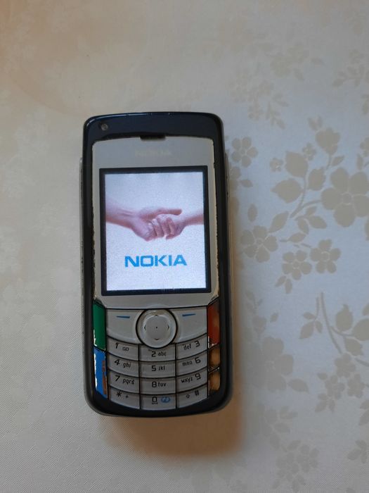 Телефон Нокиа 6681