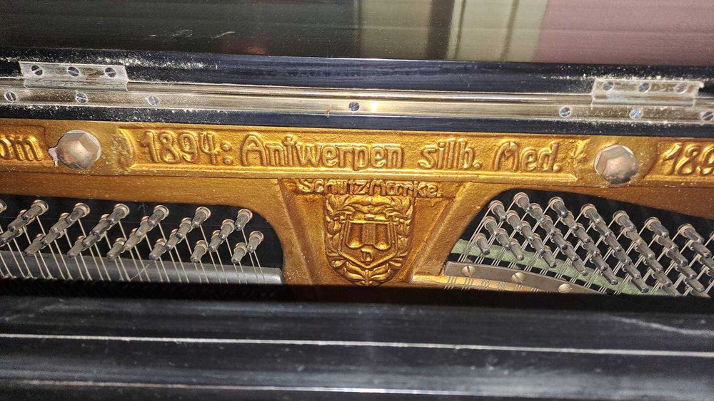 пиано от германия