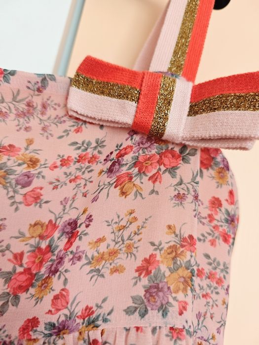 Прекрасна рокля Twinset, 140см.