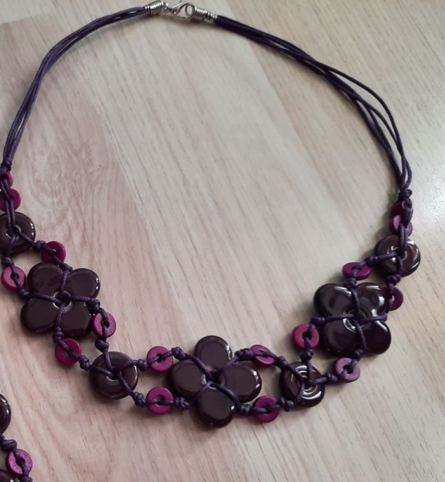 Колиета от керамика, ръчна изработка