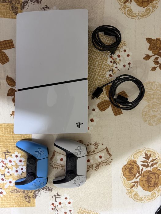 Vand PlayStation 5 1900 Ron