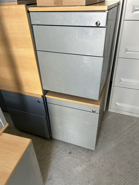 Casetiera roll box masa cadru metalic picioare masa