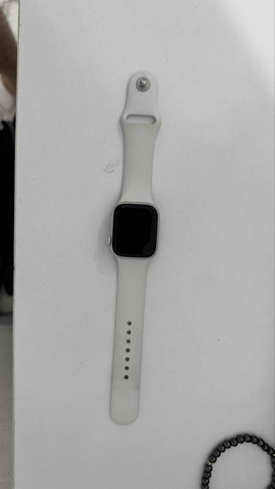Продам apple watch 8 series 41mm