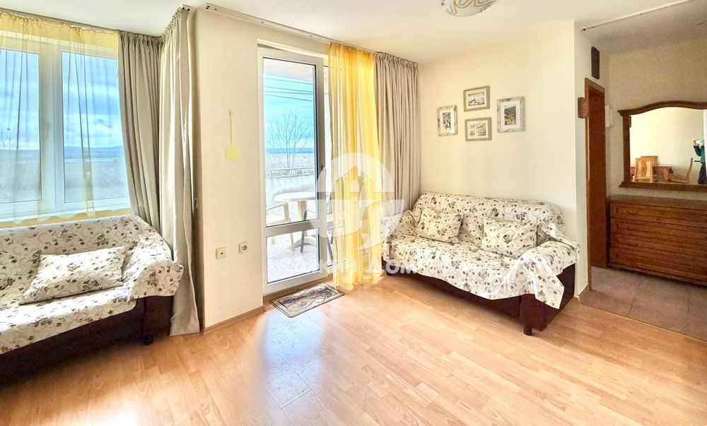 Продава се Двустаен апартамент в к.к. Слънчев бряг - 56 кв.м за 610 €/кв.м - Снимка #1